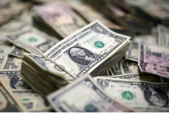 بايدن يعلق على أزمة إفلاس المصارف