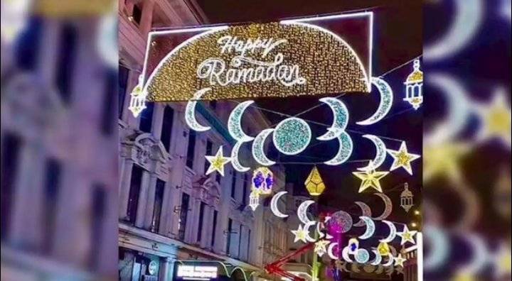 لأول مرة.. شوارع لندن تتزين بزينة رمضان