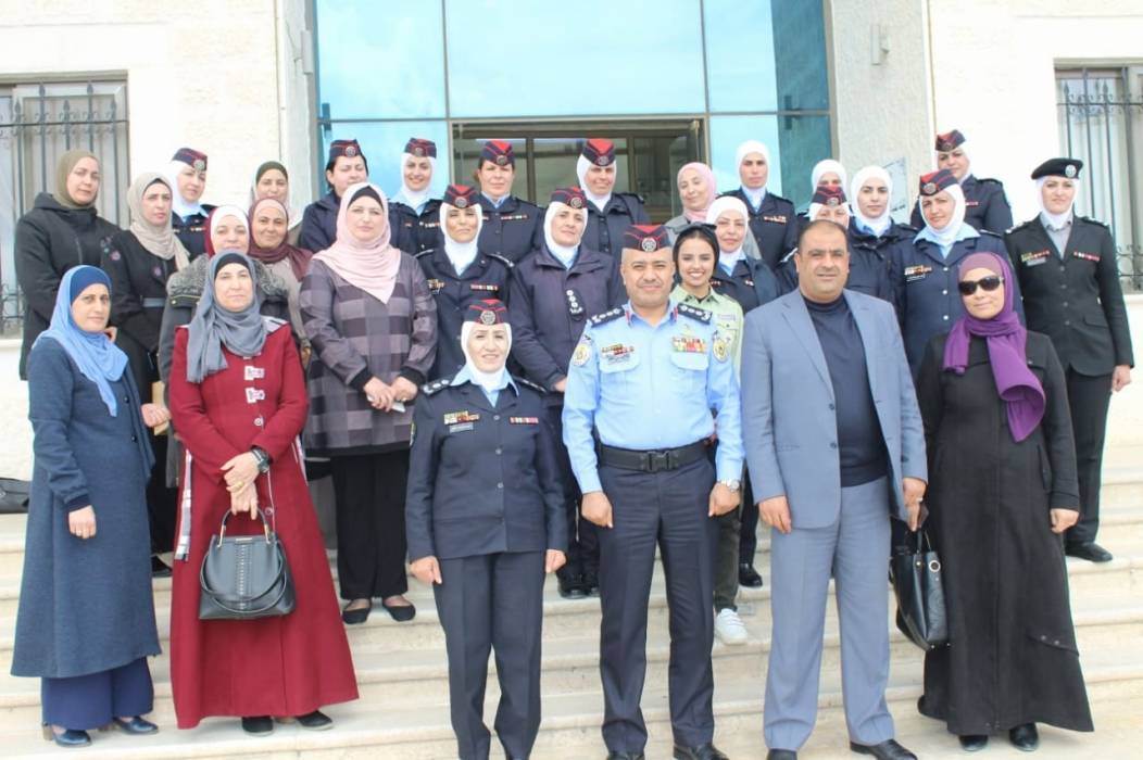 شباب الكرك  تقيم احتفالا بنشميات الأمن العام