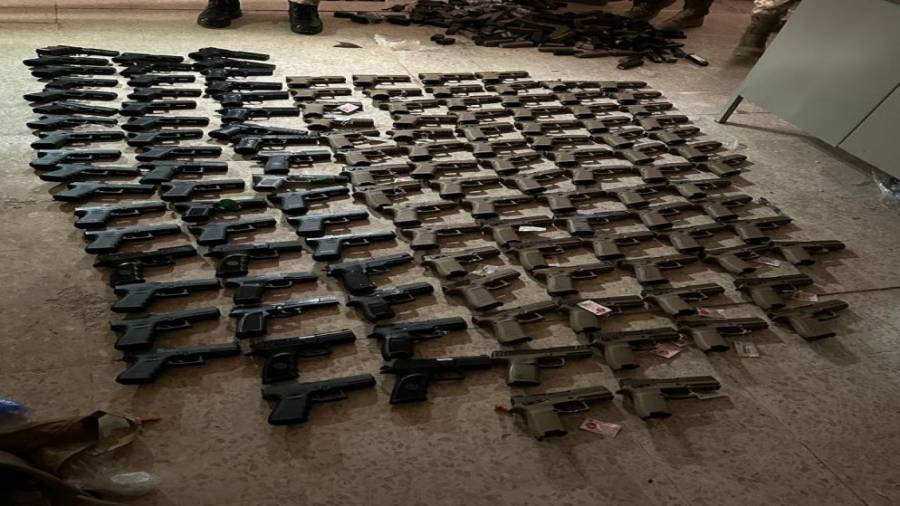 الجيش يحبط محاولة تسلل وتهريب أسلحة وحبوب مخدرة