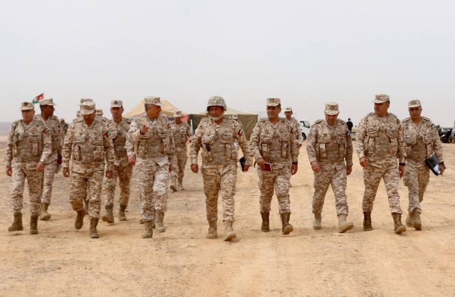 نائب رئيس هيئة الأركان المشتركة يتابع تمرين (سيف الحق)