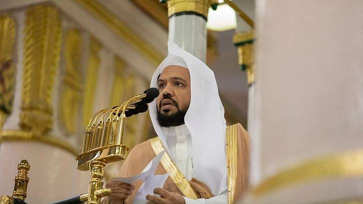 إمام المسجد النبوي: الصوم مدرسة من مدارس الإيمان ومعراج لمنزلة الإحسان