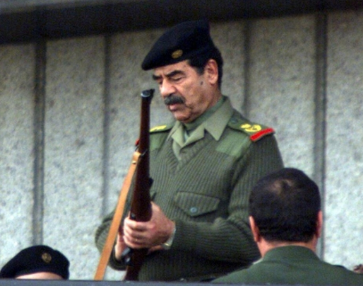 بن جاسم: العراق بحاجة إلى ديكتاتور عادل مثل صدام.. ويكشف أسرارًا عن الحرب