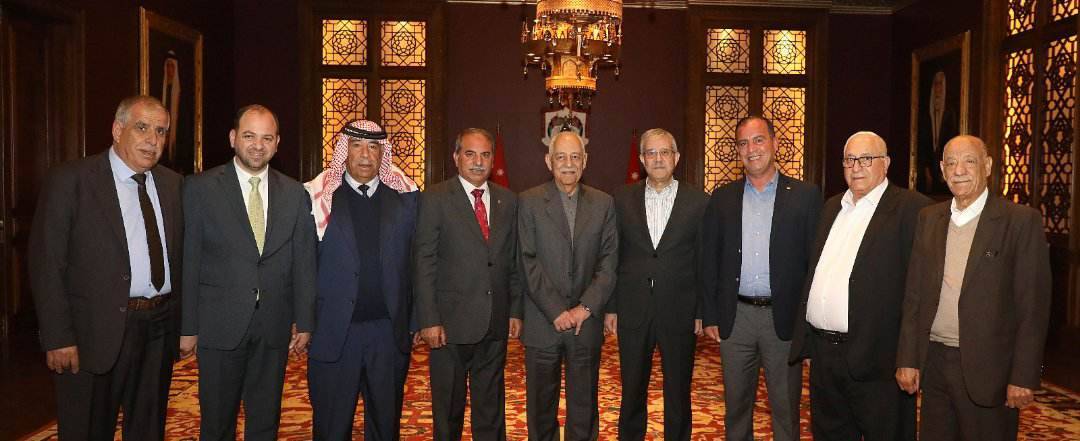 العيسوي يلتقي لجنة اعمار  الرمثا برئاسة معالي عاكف احمد الزعبي..صور