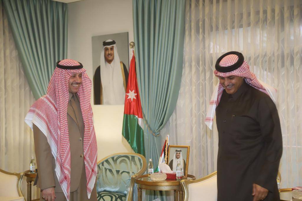 السفير القطري آل ثاني يولم لسفراء دول إسلامية وعربية (صور)
