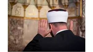 “الأوقاف” تعلن أسماء الناجحين لاشغال وظيفة مؤذن وخادم مسجد