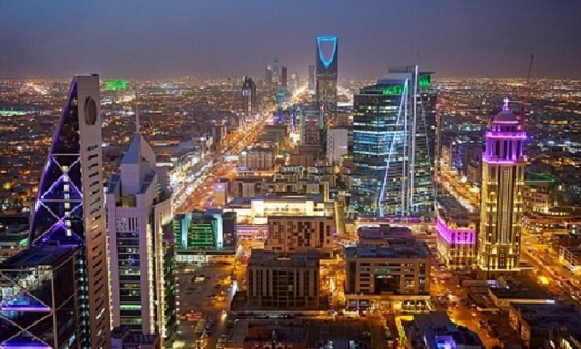 السعودية تحدد شروط الحصول على رخصة حمل الأسلحة النارية