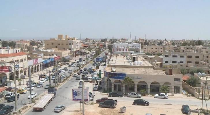 المفرق .. مخالفة 5 نتافات دجاج ومحلين تجاريين