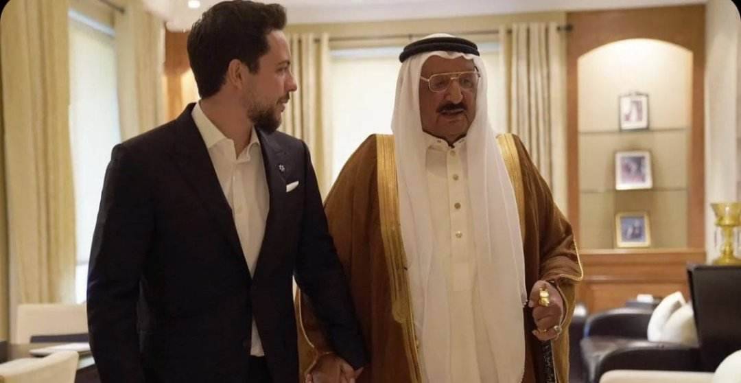 ولي العهد يلتقي الشيخ مرزوق فلاح العابد الدعجة