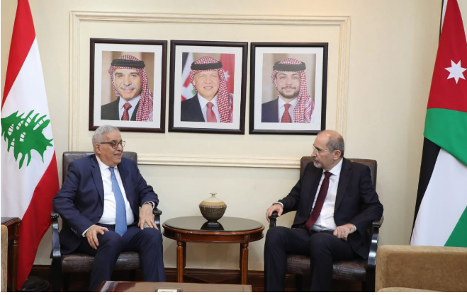 وزير الخارجية اللبناني يدعو لدعم المبادرة الأردنية لحل الأزمة السورية