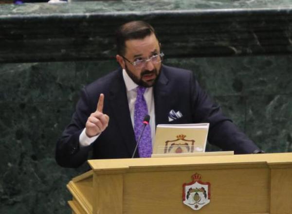 العسعس: لا توقيف أو منع سفر لطلبة ترتبت عليهم قروض جامعية