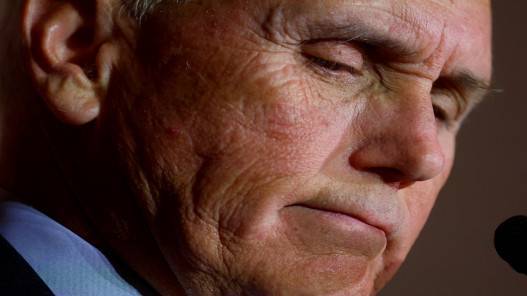 قرار باستدعاء بنس للإدلاء بإفادته في إطار تحقيق بشأن أحداث الكابيتول