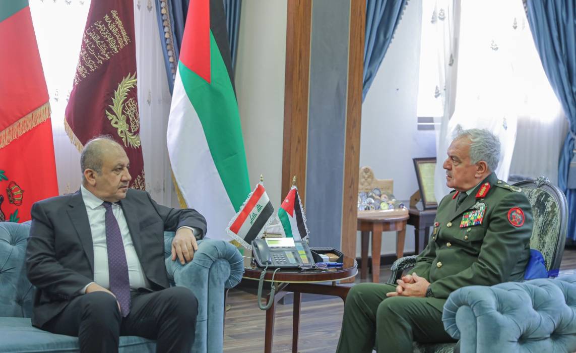 رئيس هيئة الأركان المشتركة يستقبل وزير الدفاع العراقي..صور