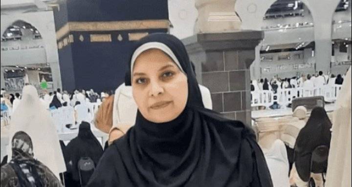 توفيت أمام الكعبة.. سعوديون يتفاعلون مع نعي مصري لزوجته