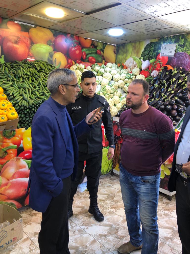 محافظ المفرق النجادا يتفقد الأسواق التجارية في المفرق