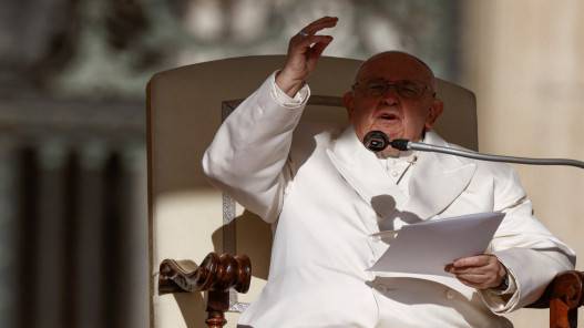 البابا فرنسيس يترأس قداس أحد الشعانين إثر خروجه من المستشفى