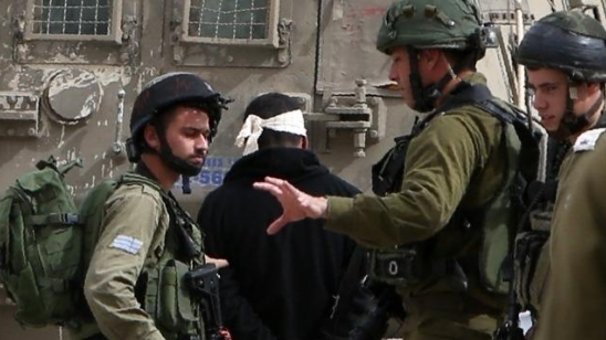 الاحتلال يعتقل 230 مقدسيا في آذار الماضي