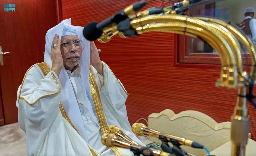 بلال الحرم.. أذان لم ينقطع على مدى 45 عاماً