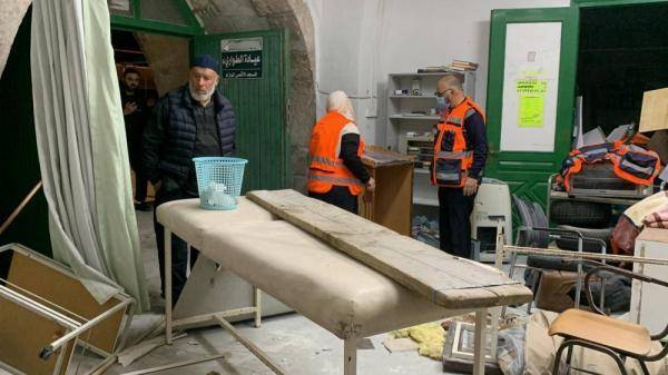 دمار وتخريب داخل الأقصى بعد اقتحامة