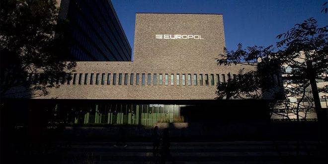 الشرطة الأوروبية: إغلاق أحد أضخم منصّات القرصنة الإلكترونية في العالم