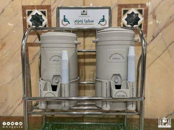 اختبار 300 عينة من ماء زمزم يوميا خلال رمضان