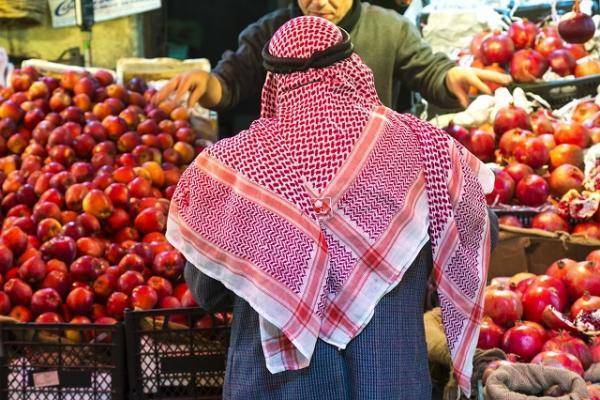 ارتفاع أسعار الخضار في السوق المركزي
