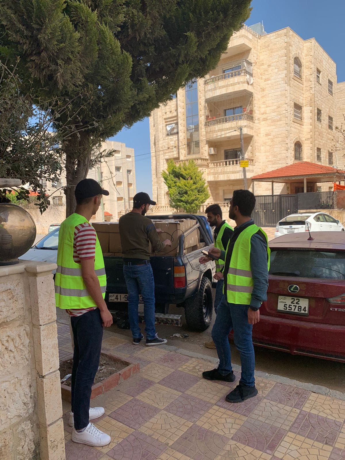 قسم دراسات التنمية في جامعة فيلادلفيا ينفذ مبادرة تطوعية تحت شعار  لسا الدنيا بخير