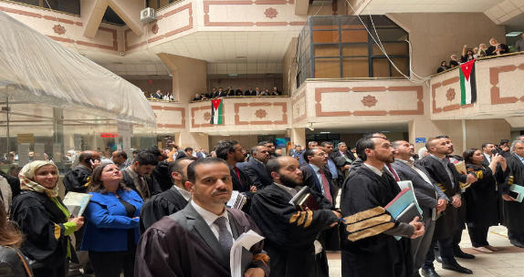 وقفة بمحاكم الأردن تضامنا مع فلسطين