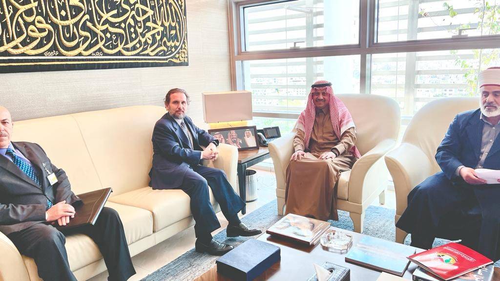 السديري يلتقي  الأمير مرعد بن رعد رئيس الهيئة الهاشمية للمصابين العسكريين