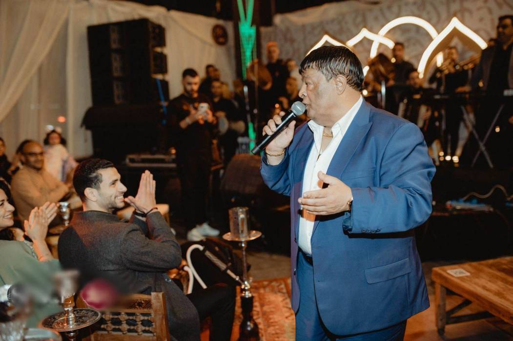 عبد الباسط حمودة يشعل أقوى السهرات الرمضانية بحفل كامل العدد.. (صور)
