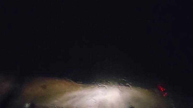 الدوريات الخارجية : انهيار جزء من طريق مثلث أبو خشيبة باتجاه عمّان
