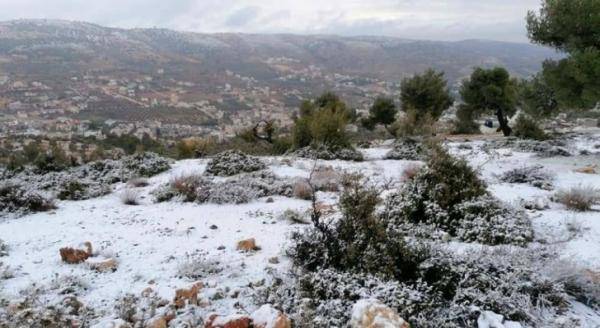 بدء تساقط زخات ثلجية على مرتفعات بالجنوب
