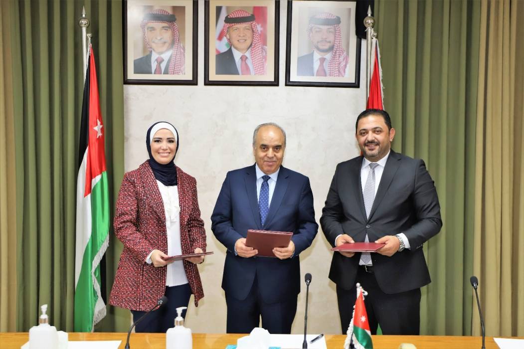 التربية والترقيم الاردنية و الدعـــم الفني لقطاعي التعليــم والشــباب يوقعون اتفاقية تعاون مشترك