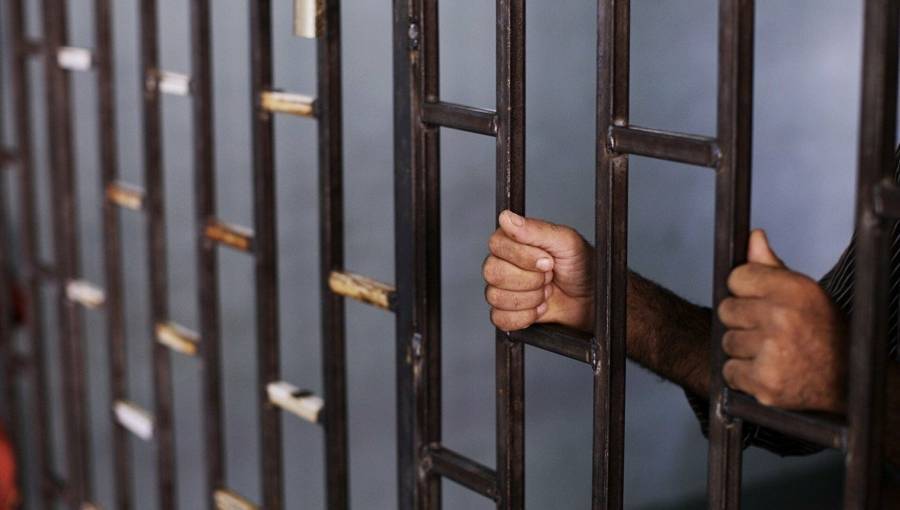 الحبس لعضوين بلديين سابقين بجرم اساءة استعمال السلطة... تفاصيل