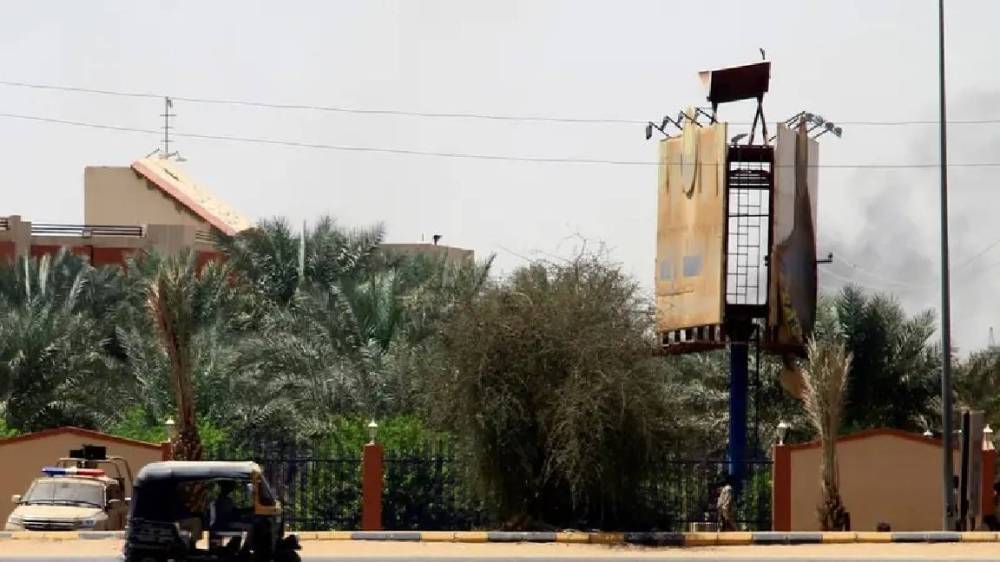 عاجل :طيران حربي في سماء الخرطوم.. وتحركات دولية لتطويق التصعيد