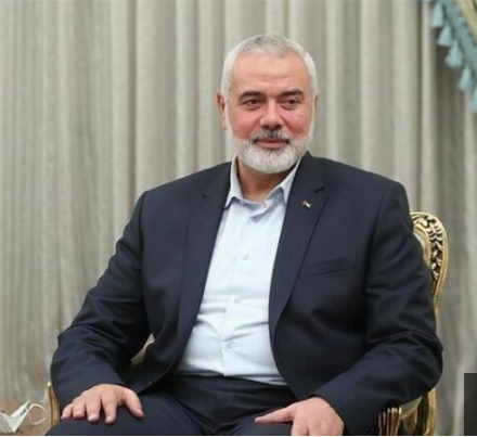 أنباء عن زيارة وفد من “حماس” برئاسة هنية إلى السعودية الاثنين