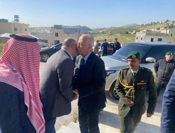 العيسوي يعزي عشيرة الرحامنه