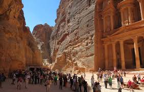 ارتفاع الدخل السياحي خلال الربع الأول من 2023 بنسبة 88.4