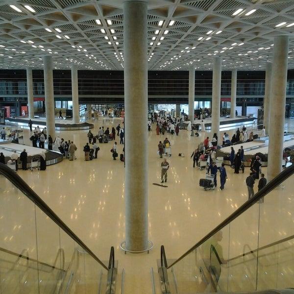 مطار الملكة علياء الدولي يستقبل 738.860 مسافرًا خلال شهر آذار 2023