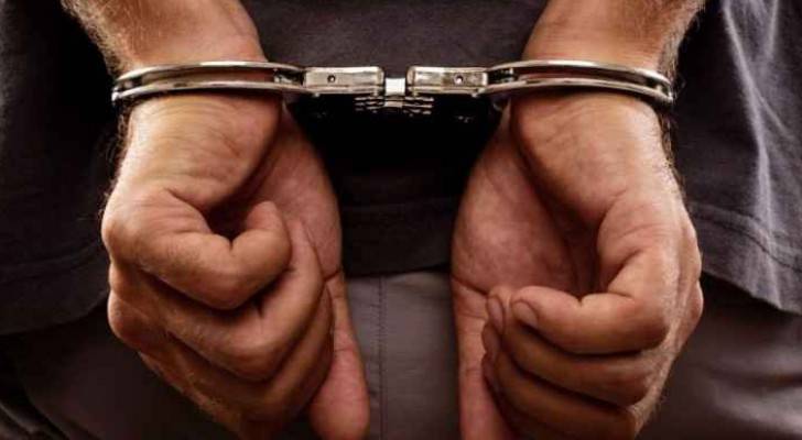 القبض على شخص بحقه (73) طلباً أمنياً في جبل الجوفة