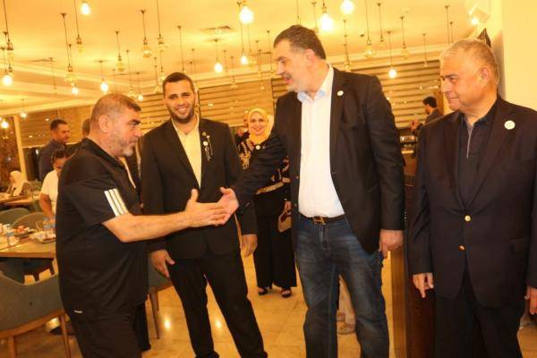 أمين عام إرادة ورئيس المجلس المركزي يفتتحان مقر الحزب في العقبة