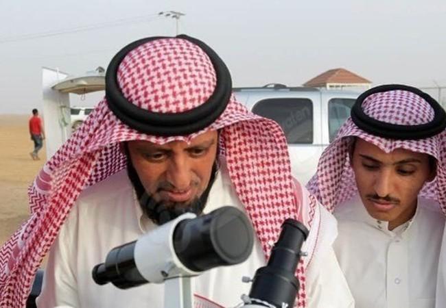 الخضيري: شروط رؤية هلال شوال الخميس متوفرة .. ولكن
