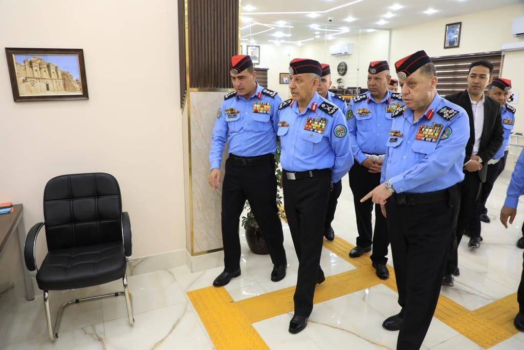 مدير الأمن العام يفتتح المبنى الجديد لخدمة الاشخاص من ذوي الإعاقة في  إدارة ترخيص السواقين والمركبات   ...صور