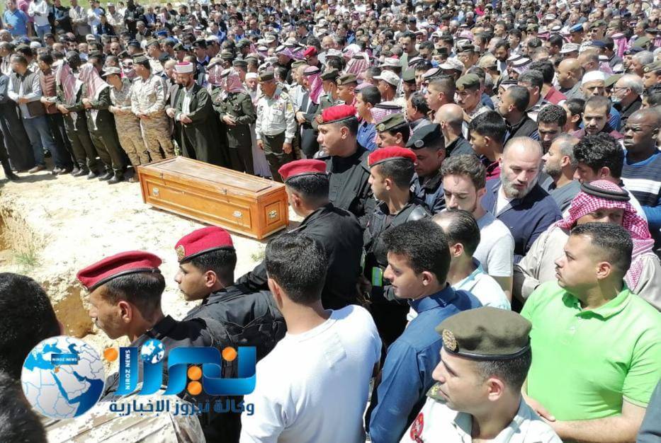 الجيش واهالي الشوبك يشيعون جثمان الشهيد الملازم اول المثنى الشقيرات..صور وفيديو 