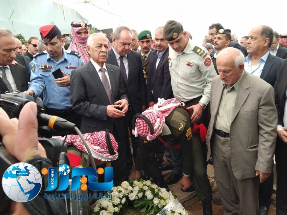 مندوبًا عن الملك، العيسوي يشارك في تشييع جثمان رئيس الوزراء الأسبق مضر بدران_ صور وفيديو