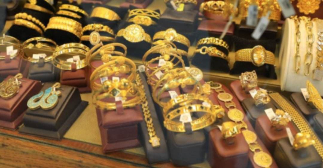 40.1 دينارا سعر غرام الذهب عيار 21 محليا
