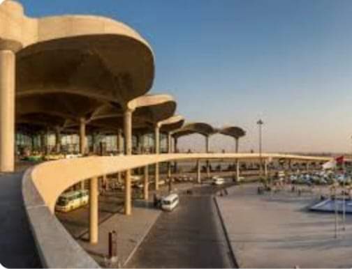 القضاة : يطّلع على الإجراءات الجمركية وسير العمل في جمرك مطار الركاب