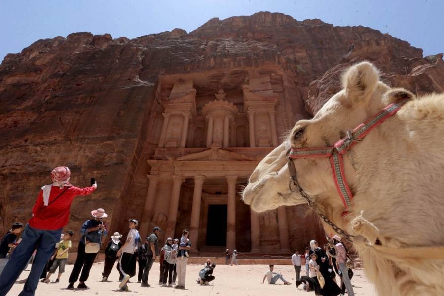 1.200 مليون سائح مبيت منذ بداية العام وحتى نهاية آذار الماضي