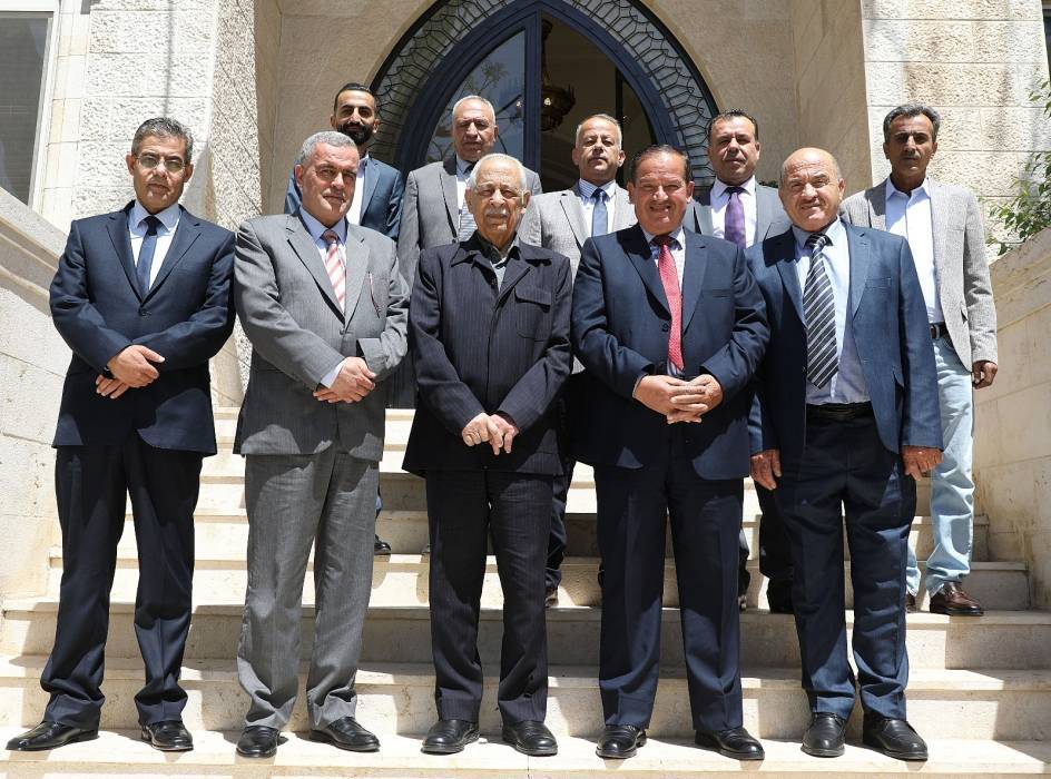 العيسوي يلتقي وفدًا من عشيرة الدقامسة برئاسة اللواء الركن المتقاعد محمد الدقامسة ..صور