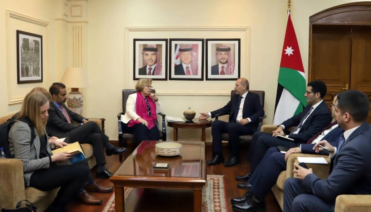 الصفدي يستقبل مساعدة وزير الخارجية الأمريكي